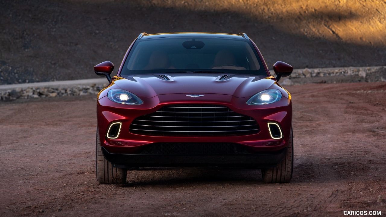 Aston Martin  Dbx