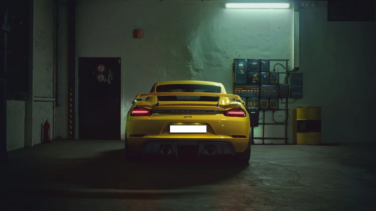 Porsche  718