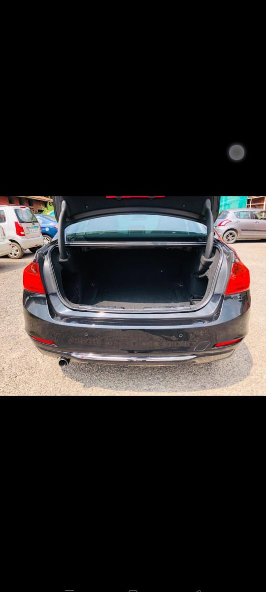 Bmw  320d Luxury Line