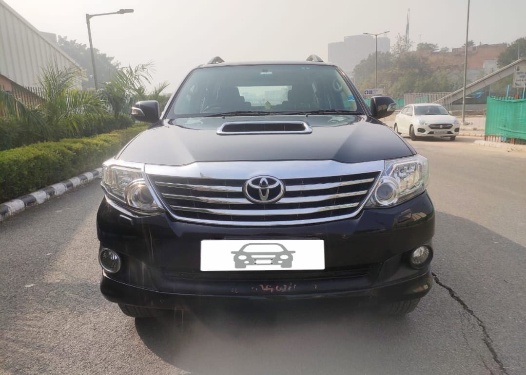 Toyota  Fortuner