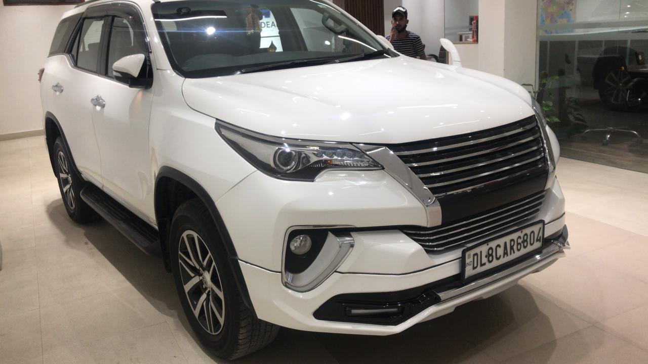 Toyota  Fortuner