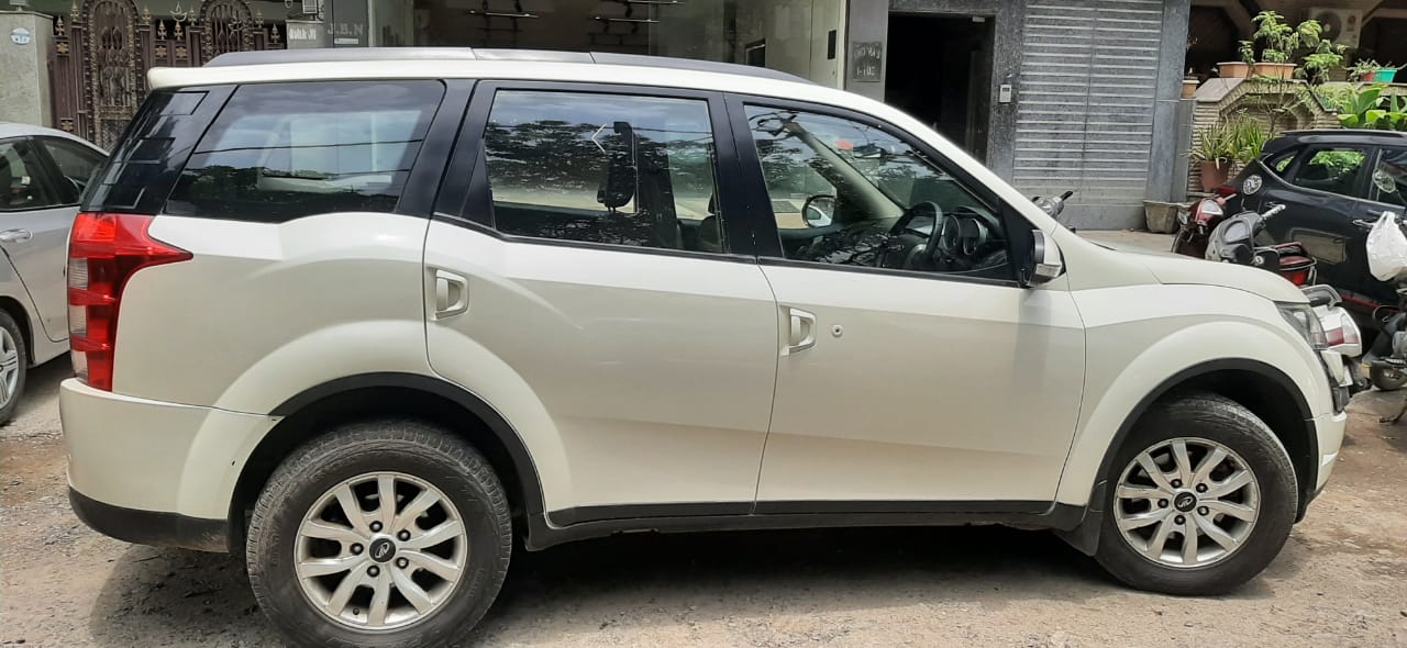 Mahindra  Xuv500