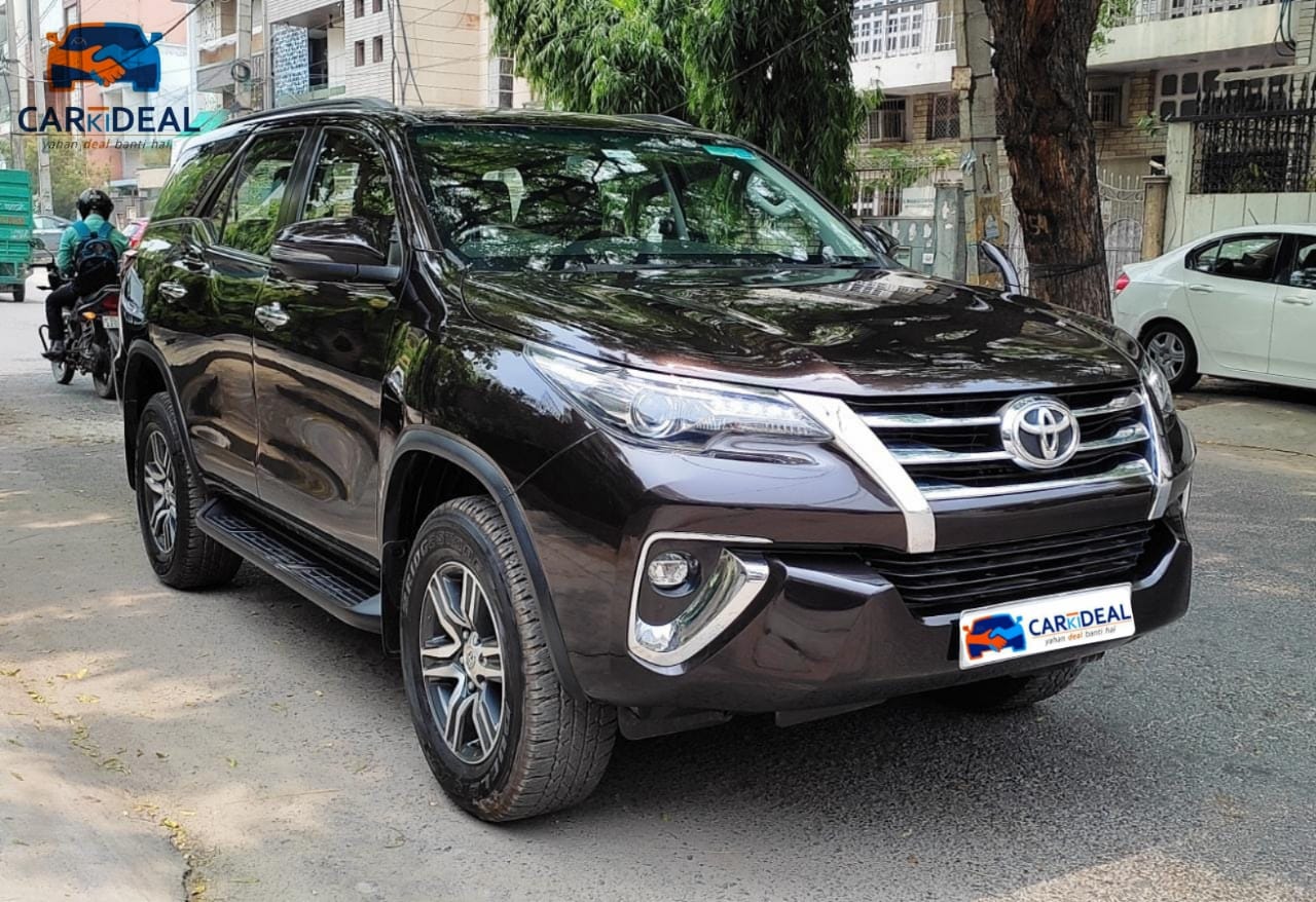 Toyota  Fortuner