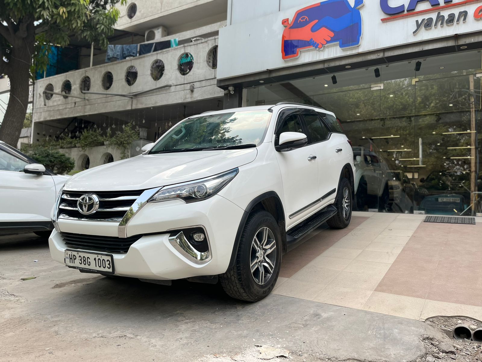 Toyota  Fortuner