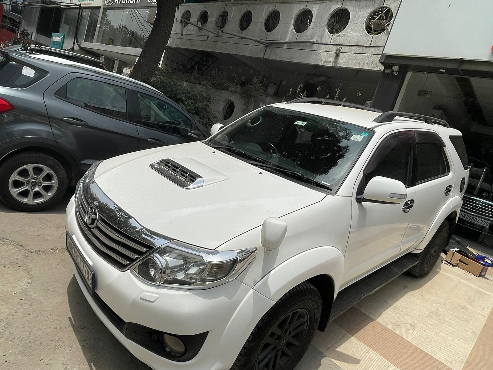 Toyota  Fortuner