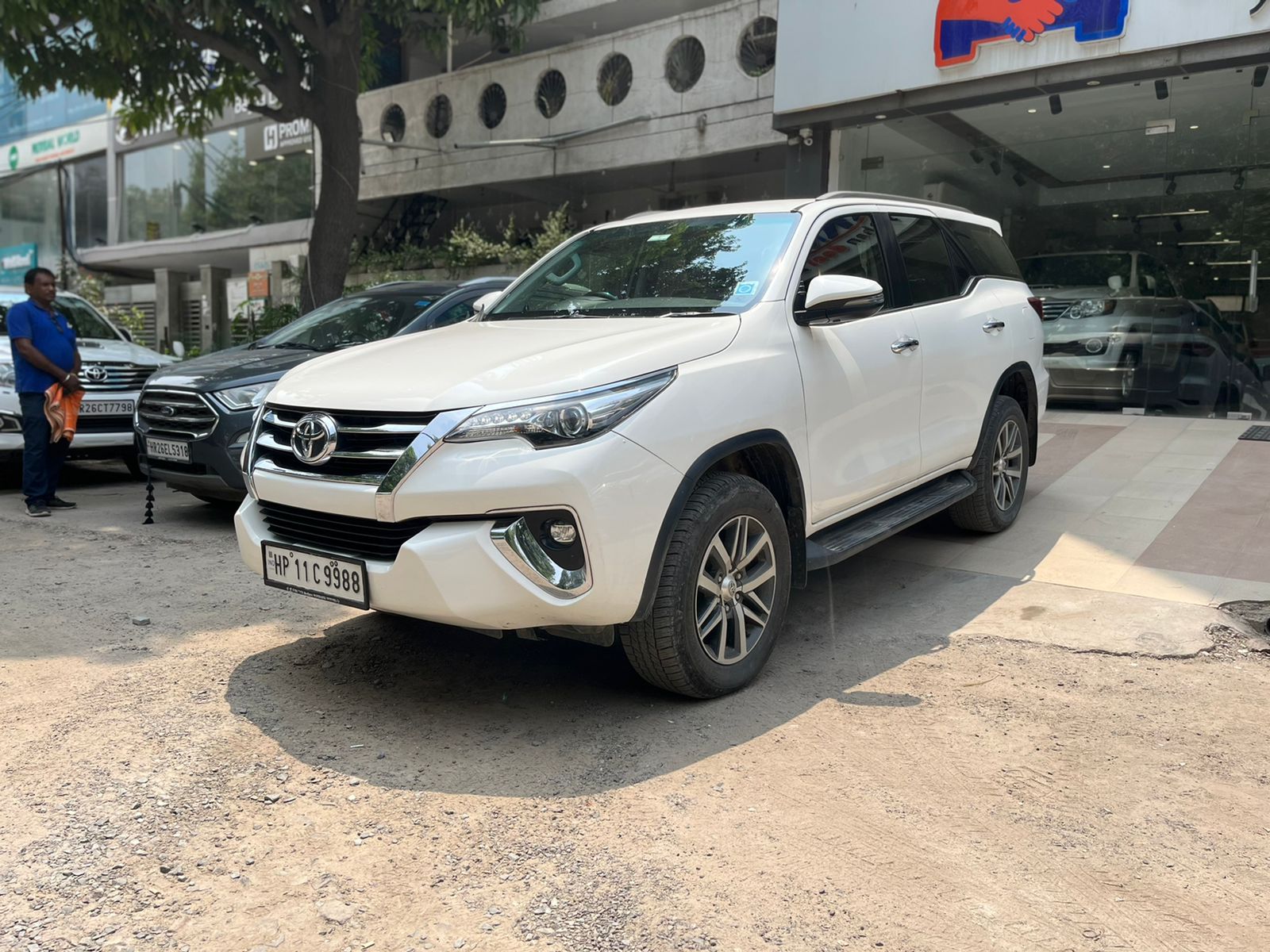 Toyota  Fortuner