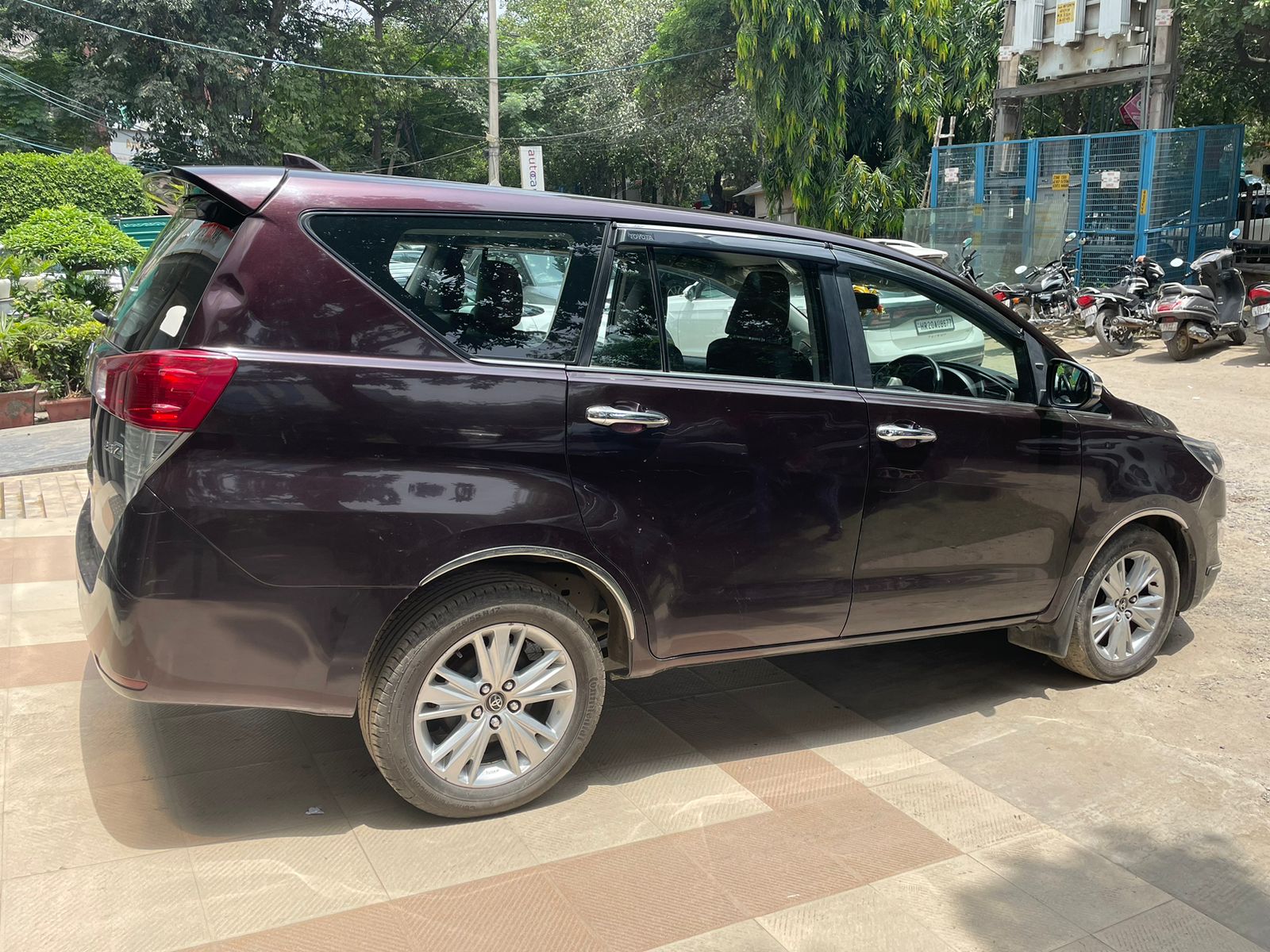 Toyota  Innova Crysta